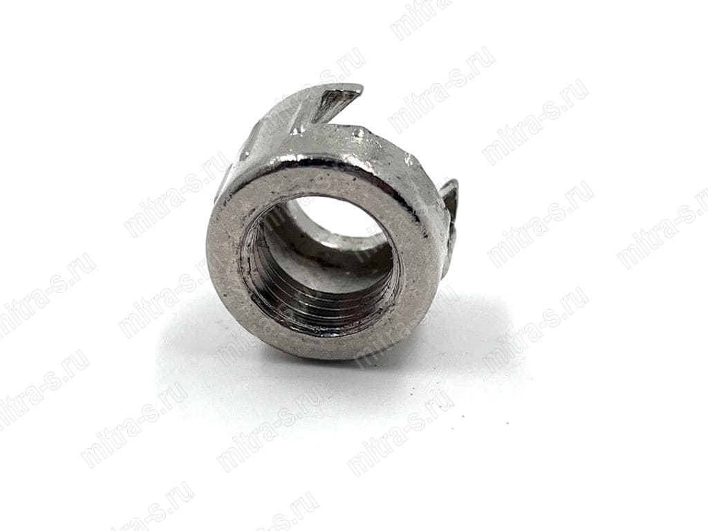 Полугайка под байонет 1/4" A110/1